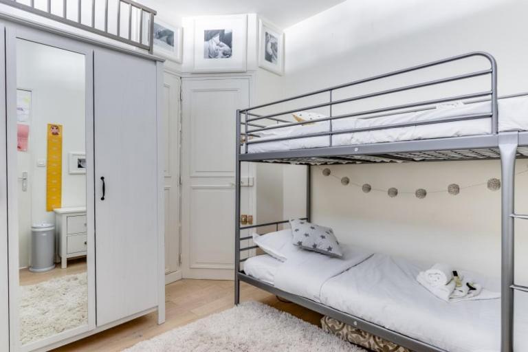 Guestready - Appartement Terrasse Vue Tour Eiffel Paris Bagian luar foto