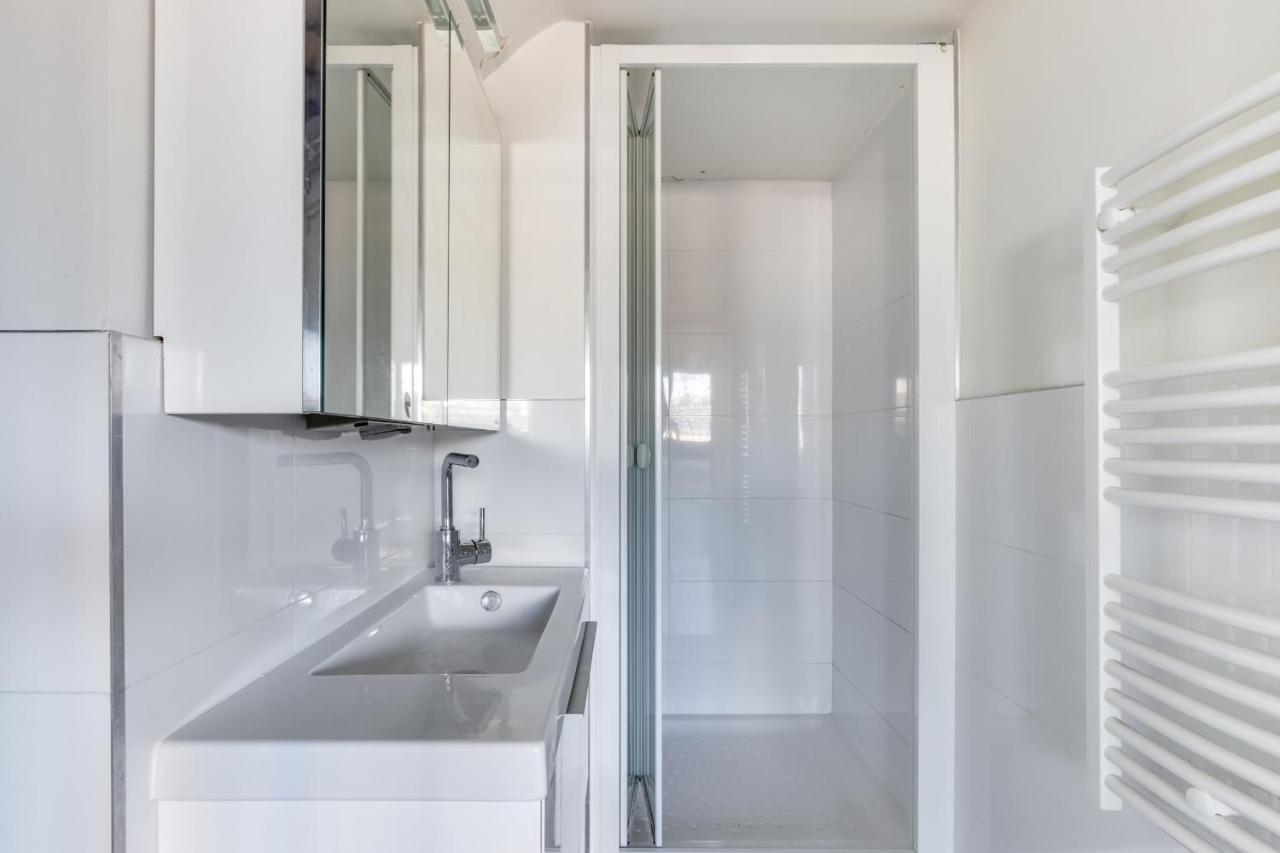 Guestready - Appartement Terrasse Vue Tour Eiffel Paris Bagian luar foto