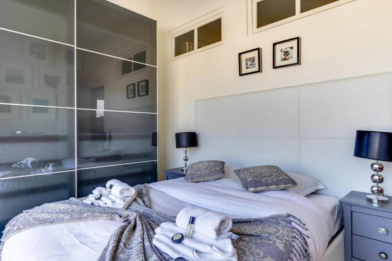 Guestready - Appartement Terrasse Vue Tour Eiffel Paris Bagian luar foto